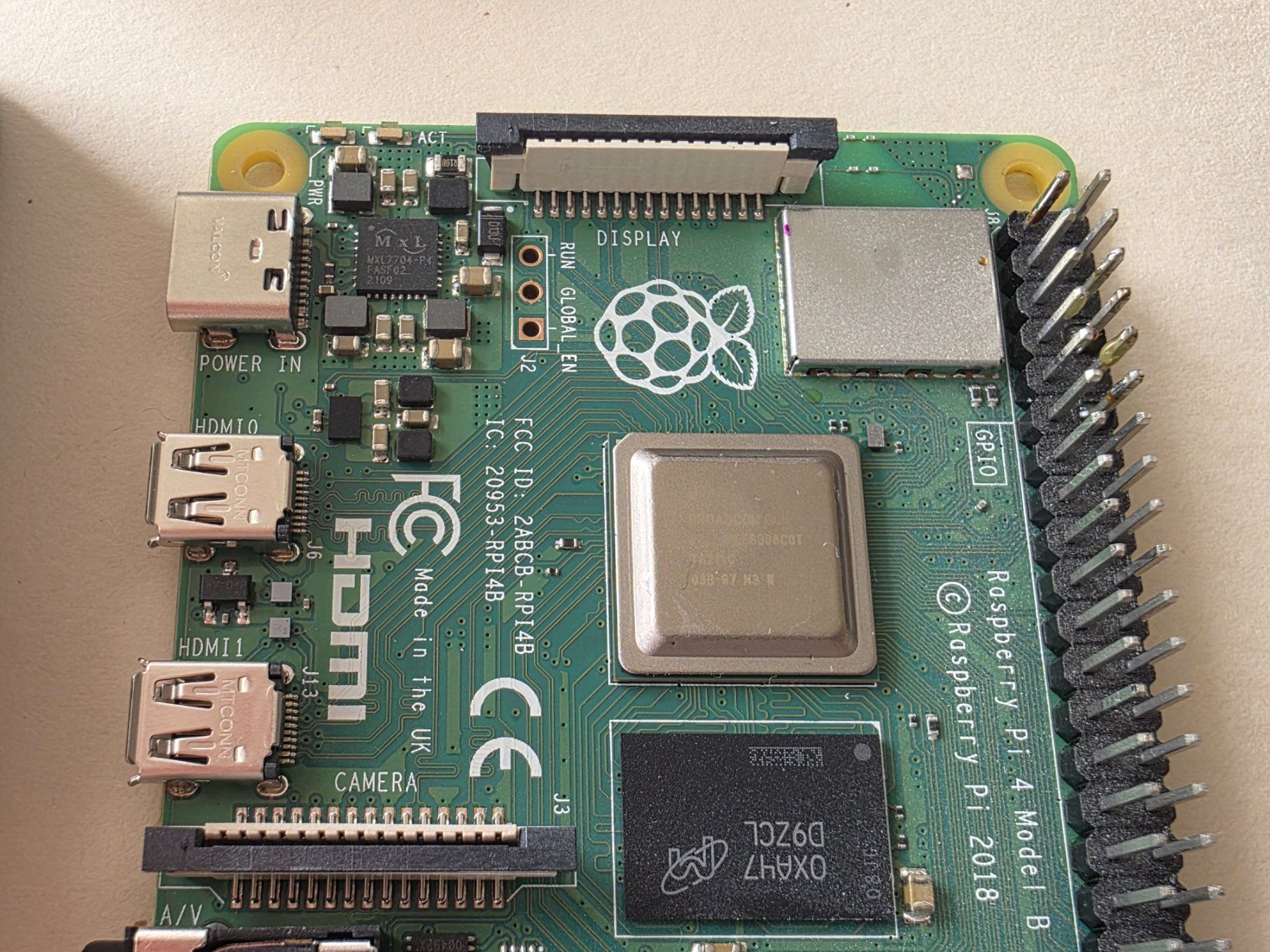 Raspberry Pi PC: Raspberry Pi 4B - 8GB RAM, FLIRC Case, Original Netzteil – Usato da Müllheim Dorf venduto da paped 4