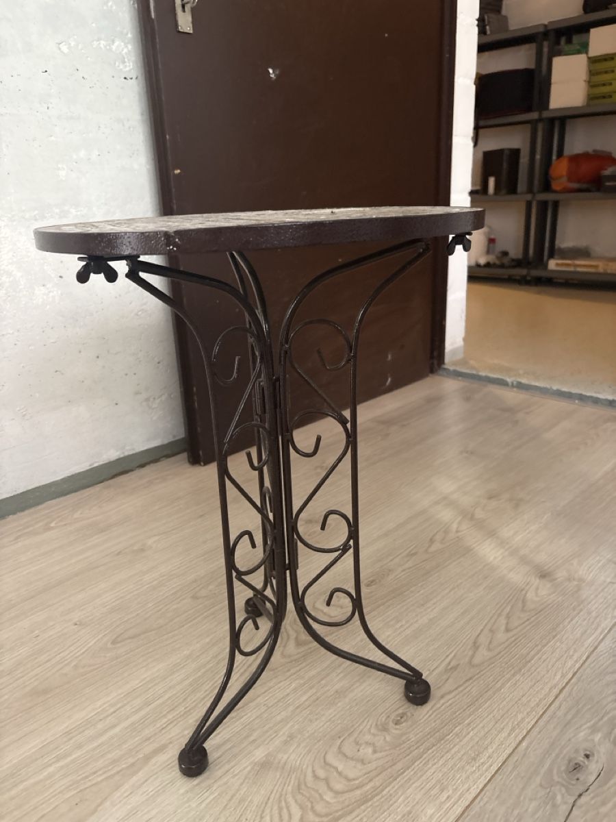 Tavoli: Mosaikregal Gartentisch aus Metall – Usato da Neuheim venduto da con_cqq7 1