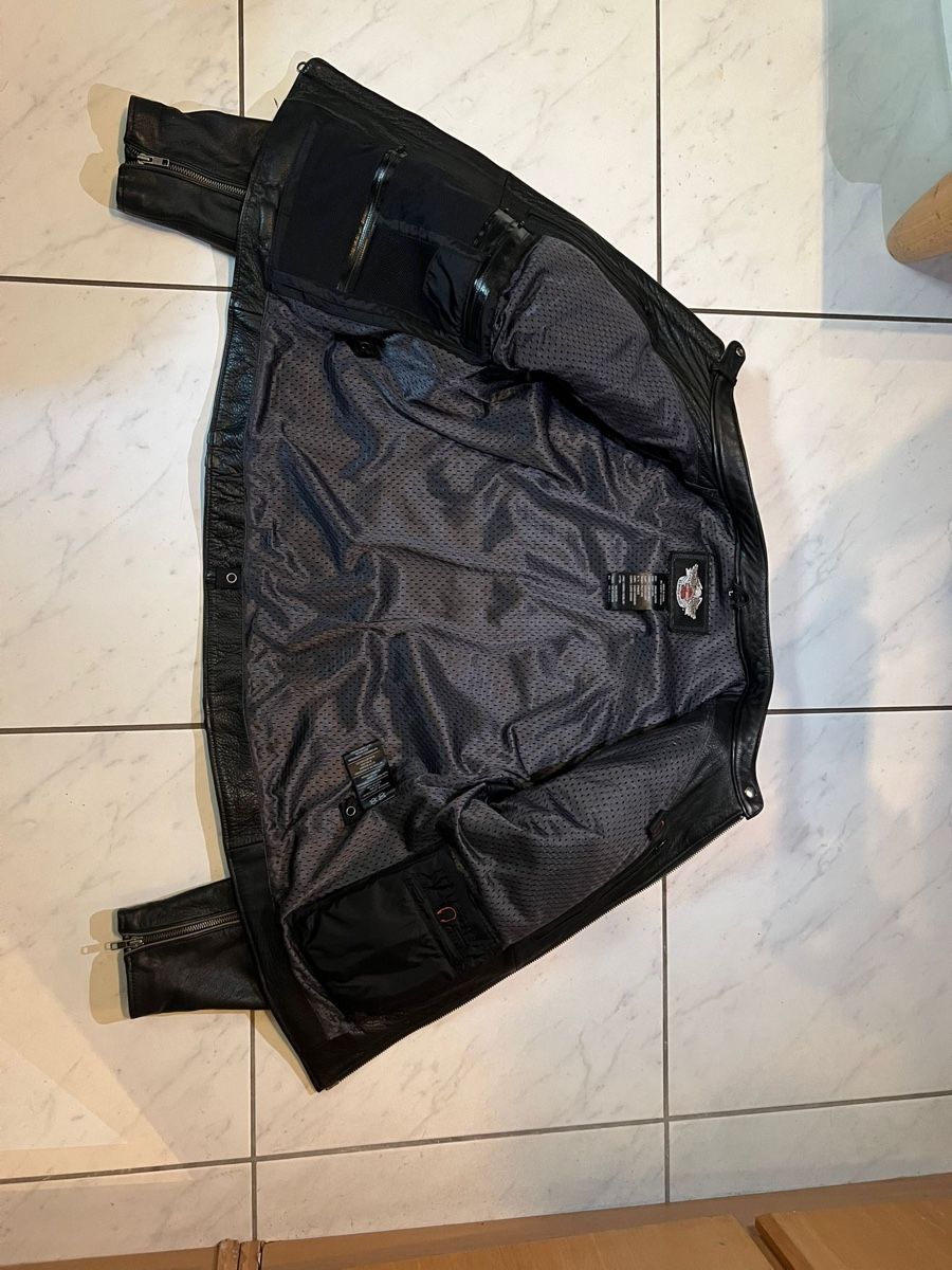 Harley-Davidson Giacche: Harley Davidson Echtleder Motorradjacke – Usato da Ennetmoos venduto da lelemi98 2
