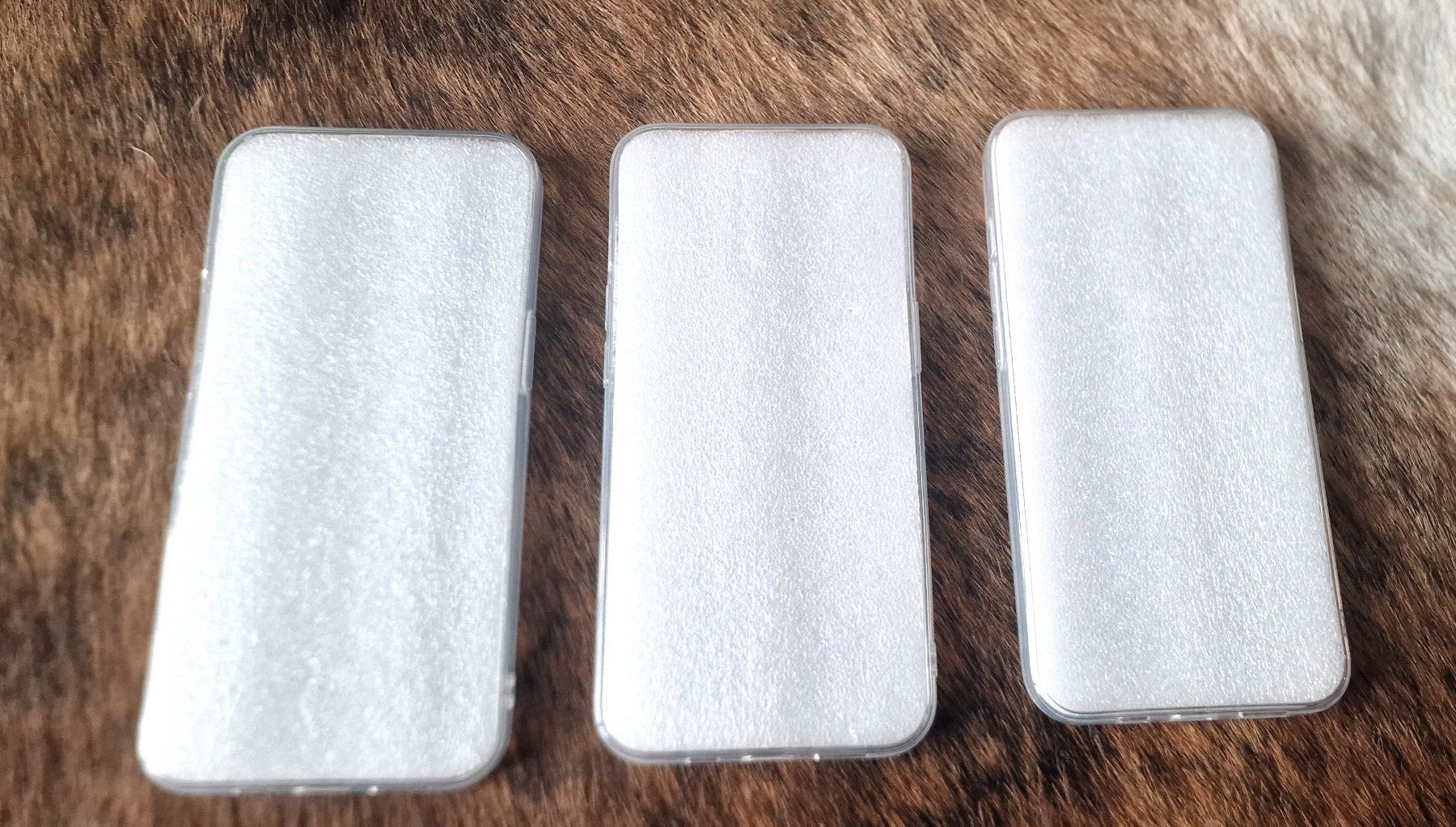 Cover & Protezioni schermo: Handyhülle 1 iPhone 13 Pro 6.1, 3 Stück – Nuovo (secondo la descrizione) da Hombrechtikon venduto da MalgorzataJ 1