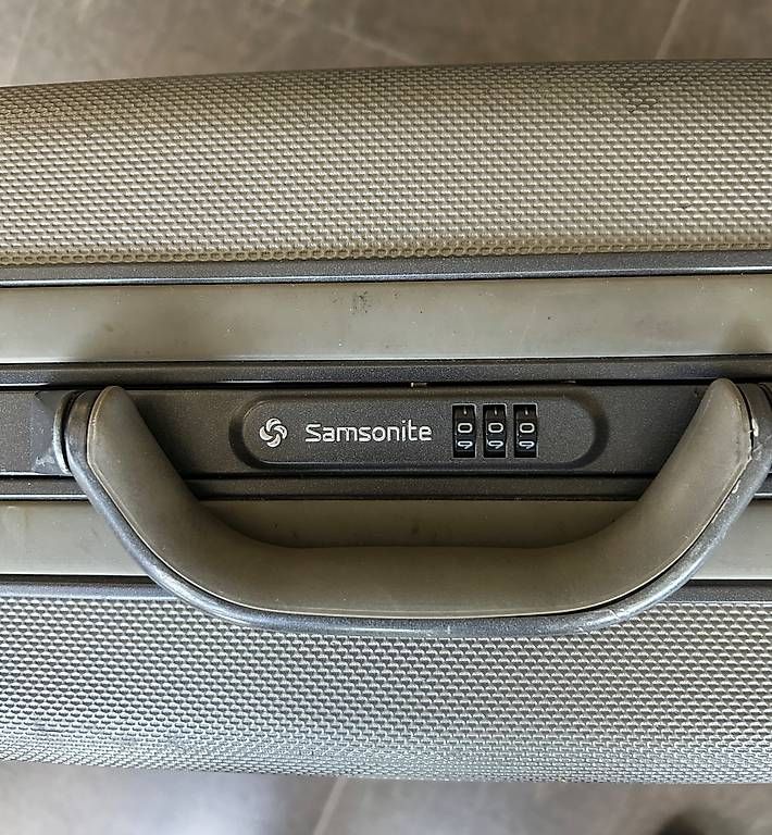 Samsonite Valigie: Samsonite Hartschalenkoffer – Usato da Binningen venduto da Padme 1