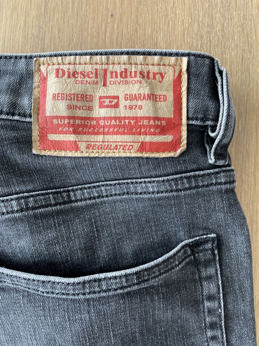 Diesel Jeans: Diesel Jeans D-Luster W30 L30 – Usato da Uznach venduto da Player6 4