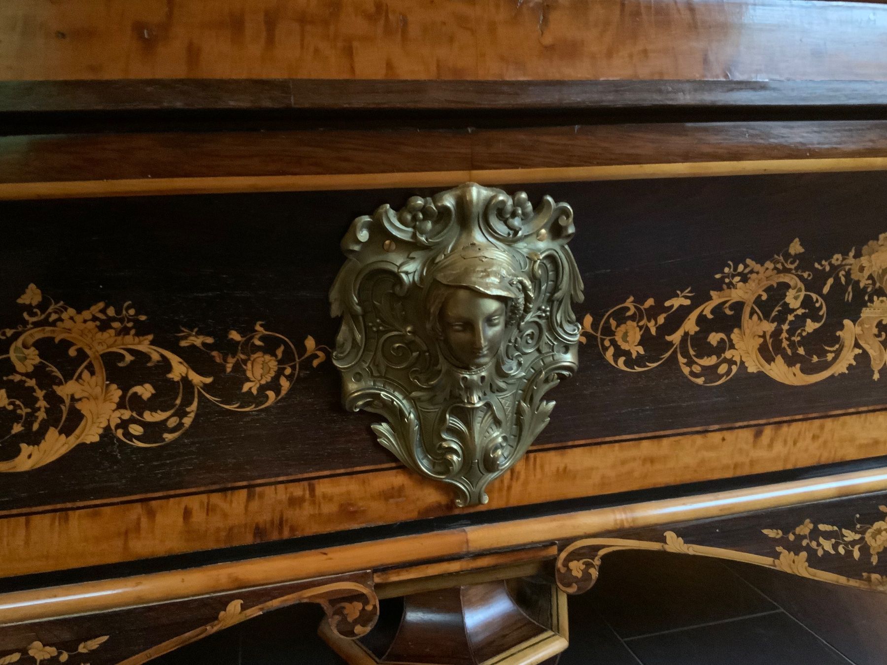 Billiardtische: Billard ancien XIX Carambole type Charles X – Gebraucht aus Bex von prb_8wzv 4