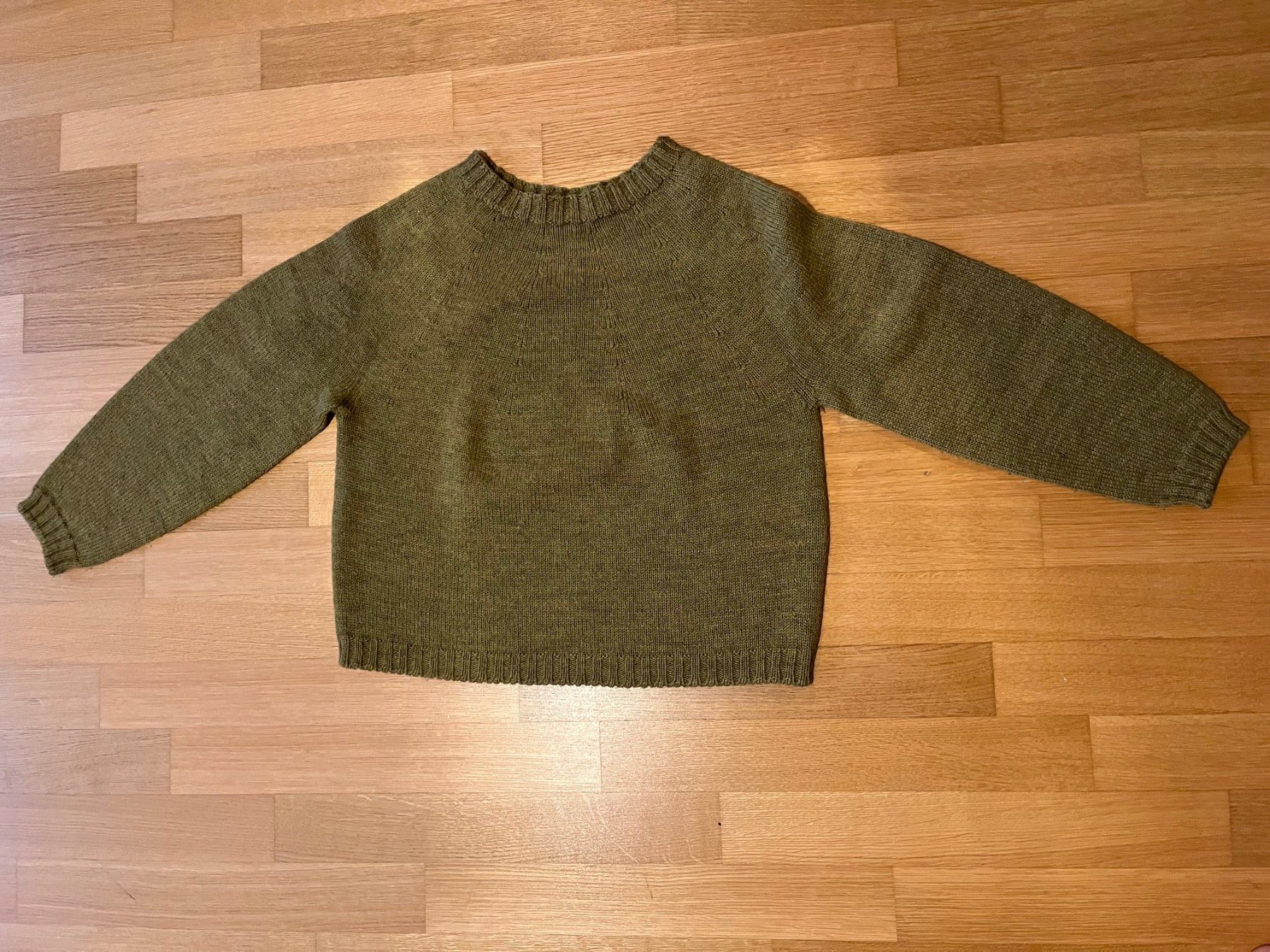 Pullover & Sweatshirts: TOAST Pullover S – Gebraucht aus Luzern von Aleoschli