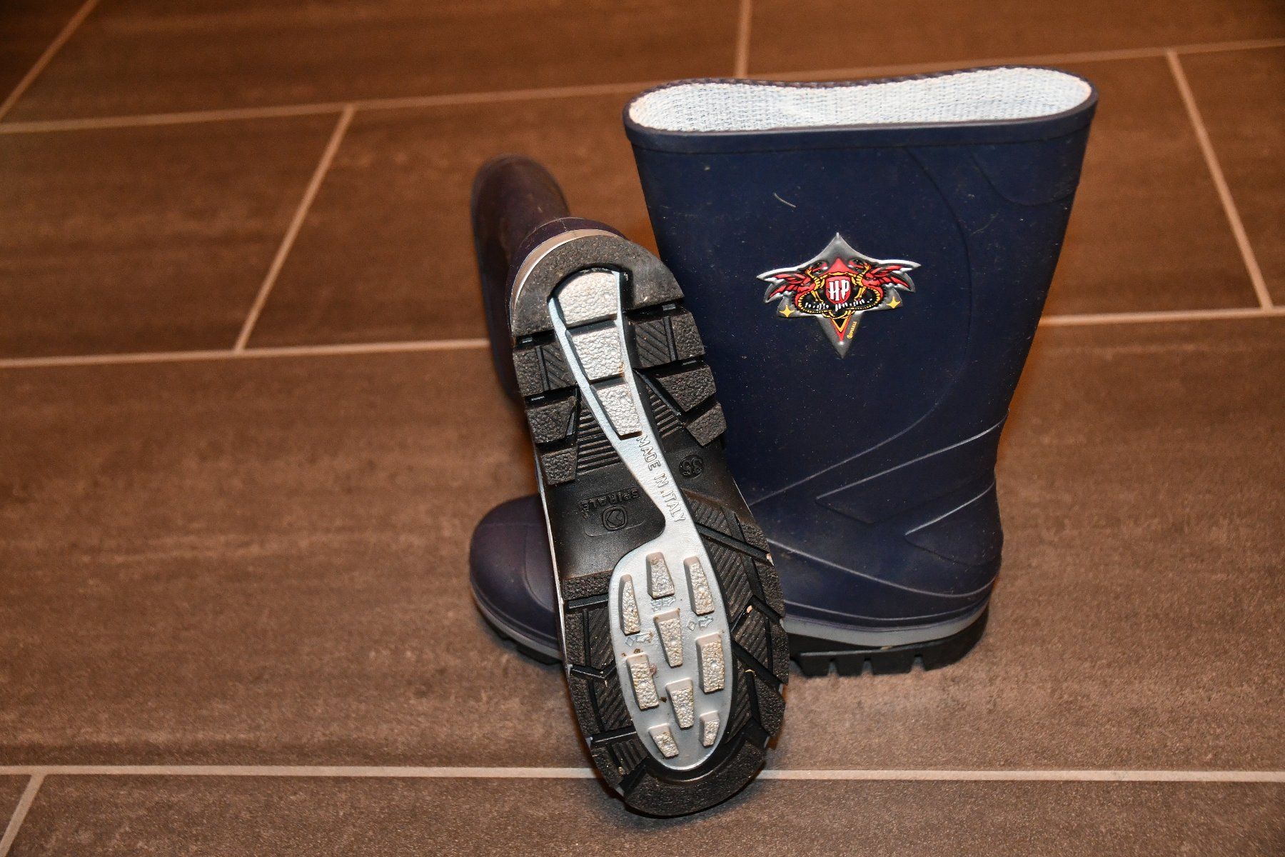 Scarpe da uomo: Gummistiefel; Gr 35 – Nuovo (secondo la descrizione) da Sins venduto da dsto 2