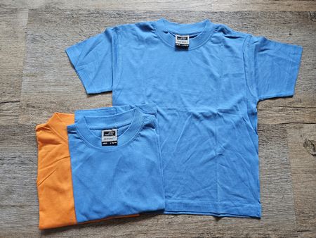 3 T- Shirts 110/116