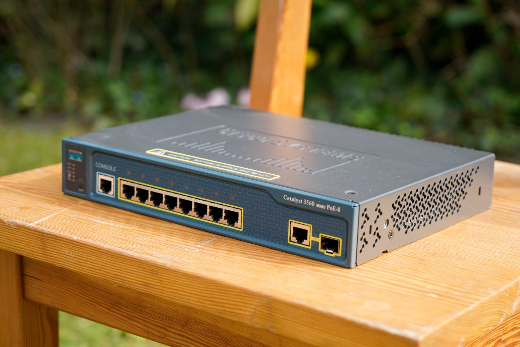 Cisco Hub & Switch: Cisco Catalyst 3560 Series PoE-8 Switch – Usato da Stein AG venduto da Laasery 1