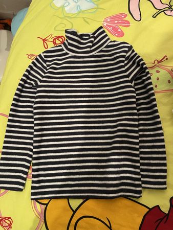 Pull d’hiver fille taille 104