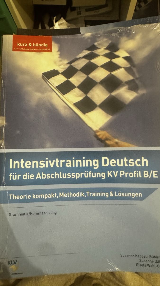 Bücher: Intensivtraining Deutsch KV Profil B/E Textbook New – Neu und originalverpackt aus Biel/Bienne von arj_kmv9