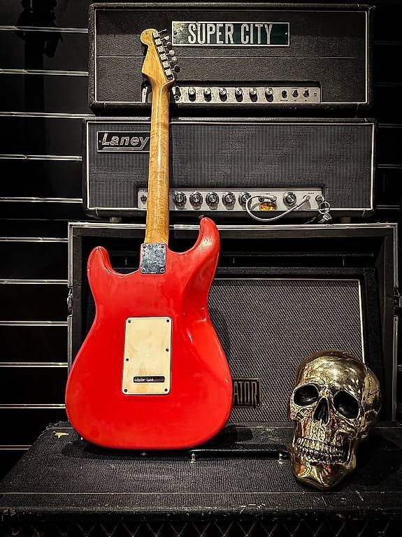Fender Musikinstrumente: Fender Stratocaster 1963 serie L vintage refin – Gebraucht aus Montreux von Alligator-AMPS 3