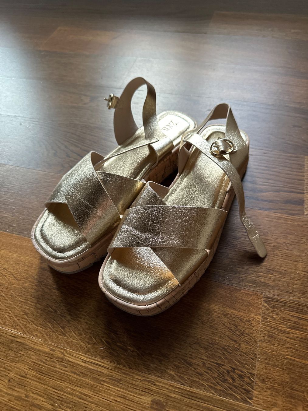 Zara Scarpe da donna: ZARA Sandalen gold – Nuovo (secondo la descrizione) da Küssnacht am Rigi venduto da annine.l.