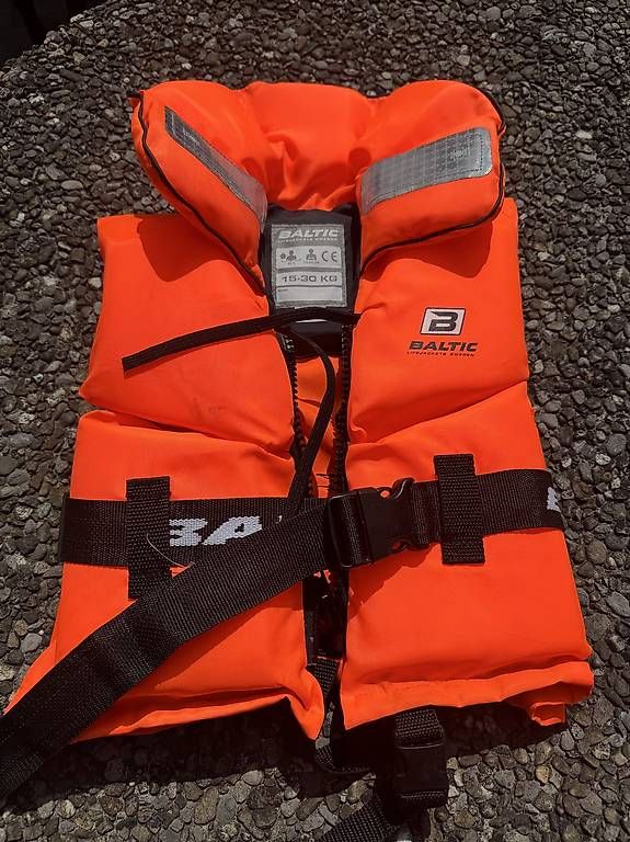 Gilets de sauvetage: Swimweste Baltik Kinder  – D'occasion à Wengi b. Frutigen par Tomaeg0 2