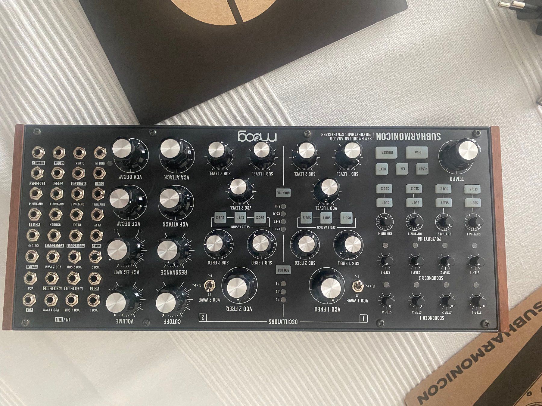 Moog Musikinstrumente: Moog Subharmonicon – Gebraucht aus fribourg von lesteffou 1
