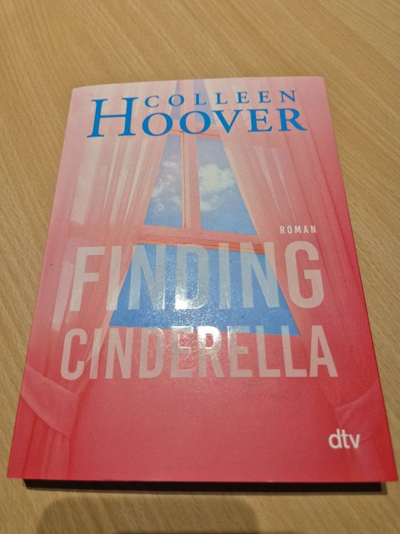 Buch von COLLEEN HOOVER - FINDING CINDERELLA (deutsch) (Gebraucht) in ...