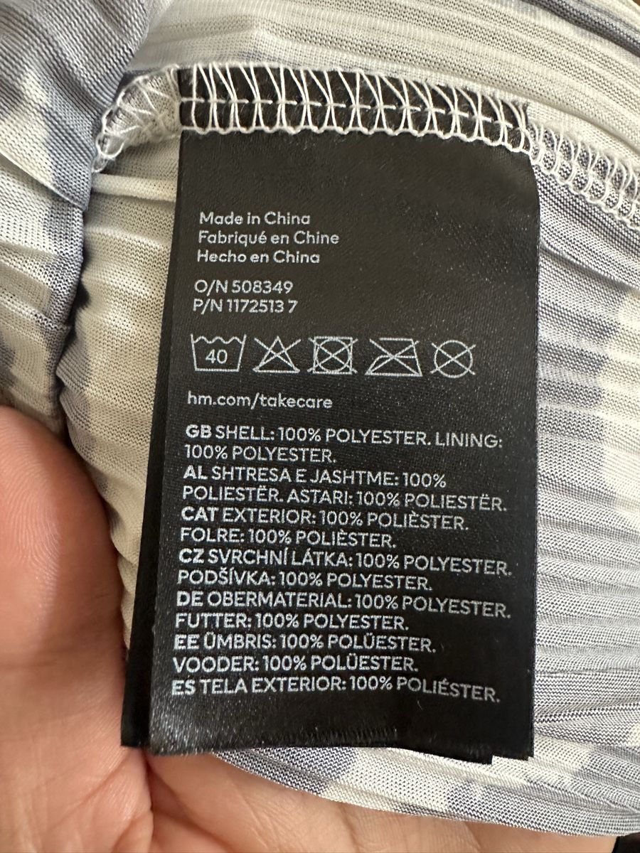 H&M Robes: H&M Sommerkleid – Neuf (Voir description) à Stäfa par buecher10 5