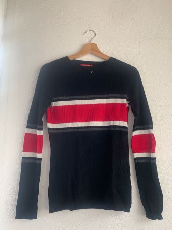 Guess pullover