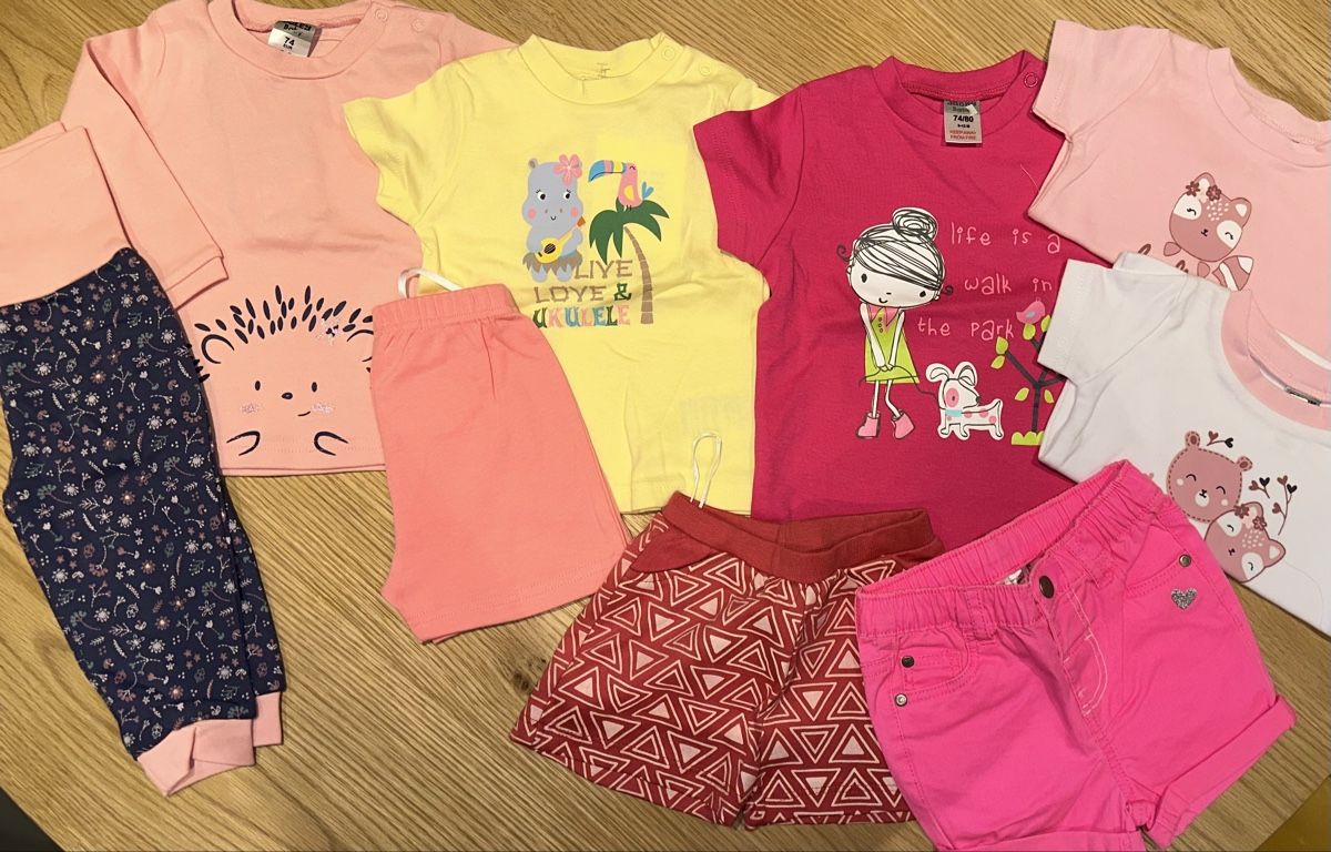 Lotti & Set di vestiti: Babykleider Mädchen Grösse 74 – Nuovo (secondo la descrizione) da Spiez venduto da Brnas 2