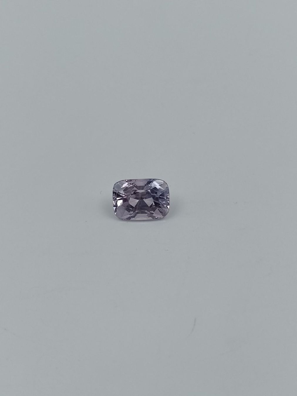 Pietre preziose: 1 FLIEDERFARBENER SAPHIR 12.69 CT. – Usato da Luzern venduto da EdiGem 5
