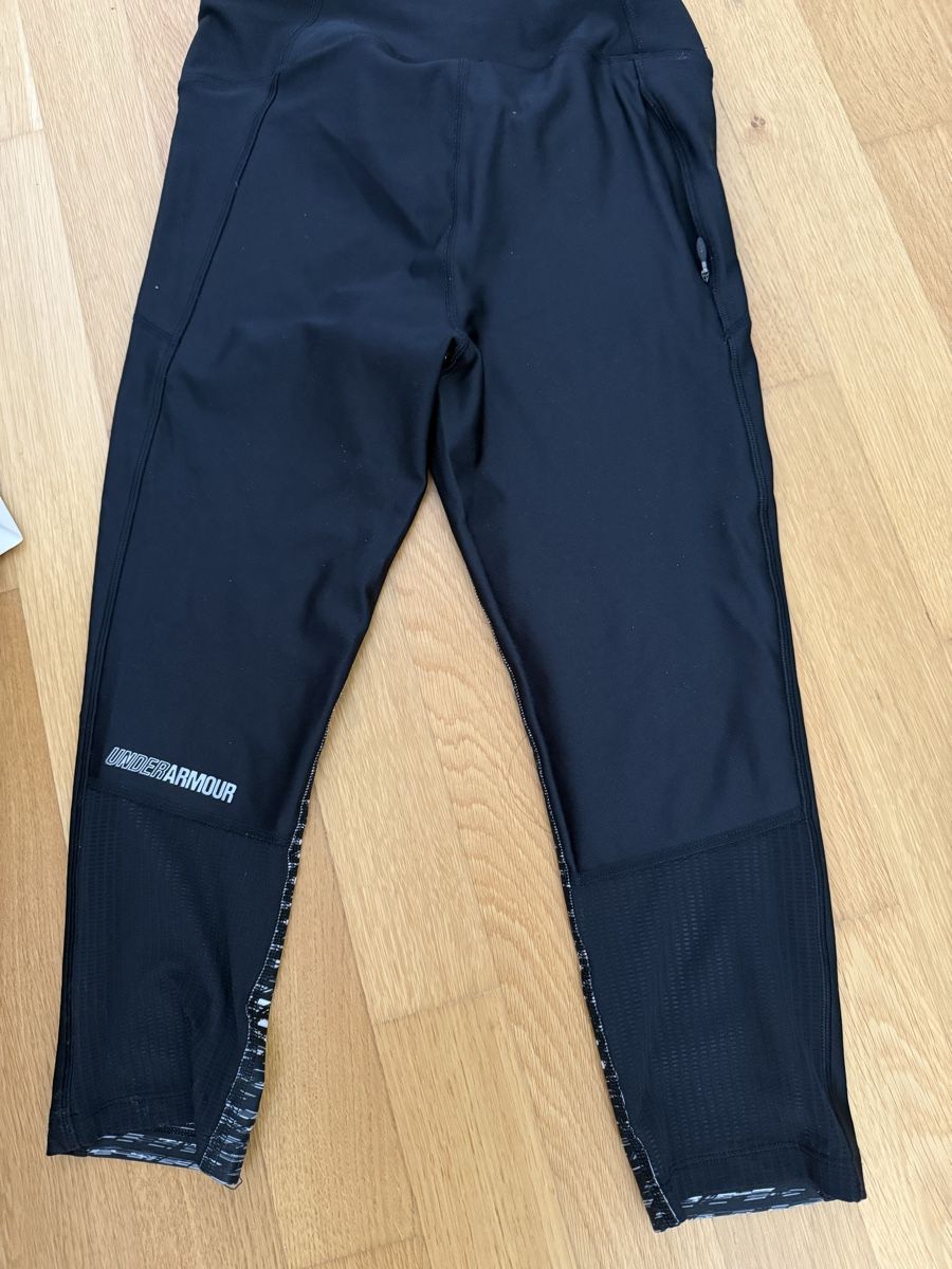 Under Armour Hosen: Under Armour 3/4 Sporthose, Gr. S – Neu (gemäss Beschreibung) aus Lenzburg von car_pzg8 3