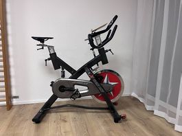 Xtreme Bike Indoor Cycling Spinning Bike mit Schwungrad
