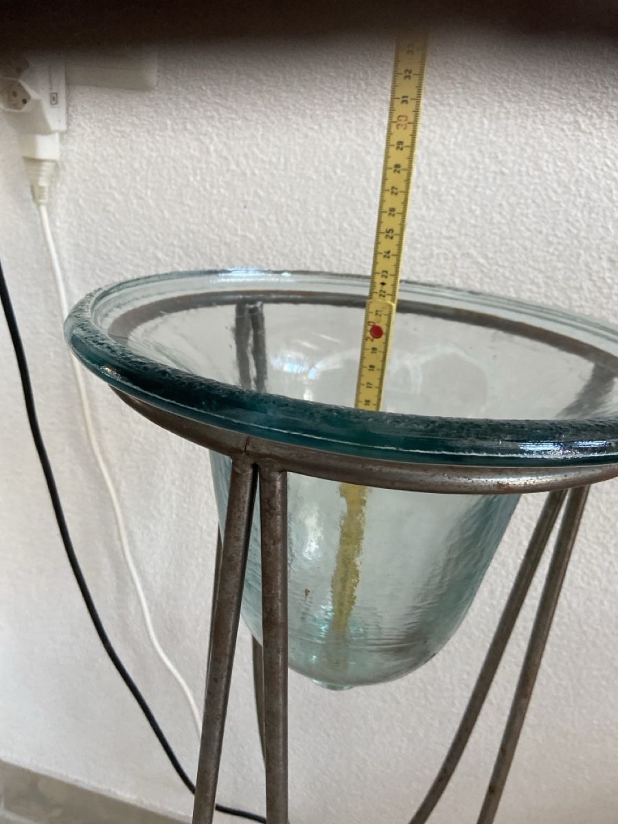 Vasi & Recipienti: Vase mit Metallgestell  – Usato da Münchwilen TG venduto da Smolfer 2