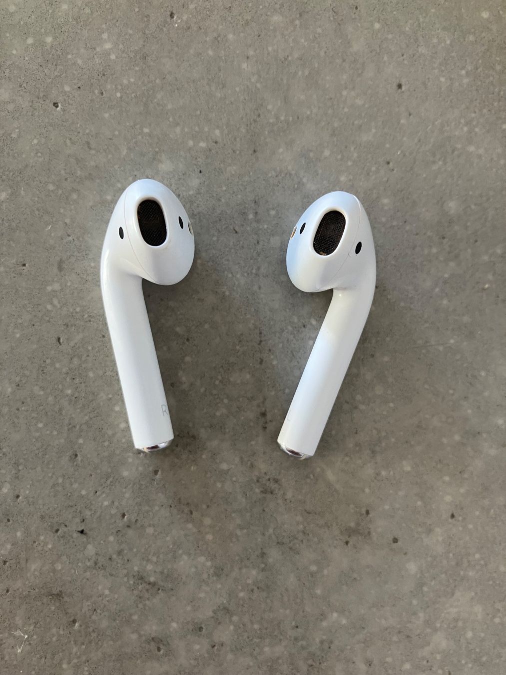 Apple Cuffie: APPLE Air Pods 2 – Usato da Lausanne venduto da mr.v 4