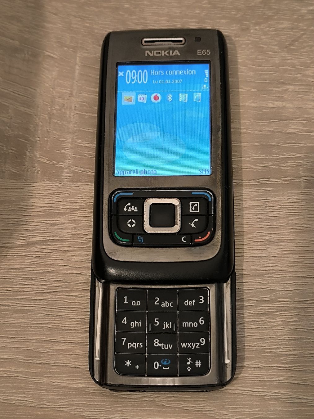 Nokia Telefoni cellulari / Smartphones: Nokia E65 + chargeur, bon état – Usato da La Chaux-de-Fonds venduto da lolmaker1007
