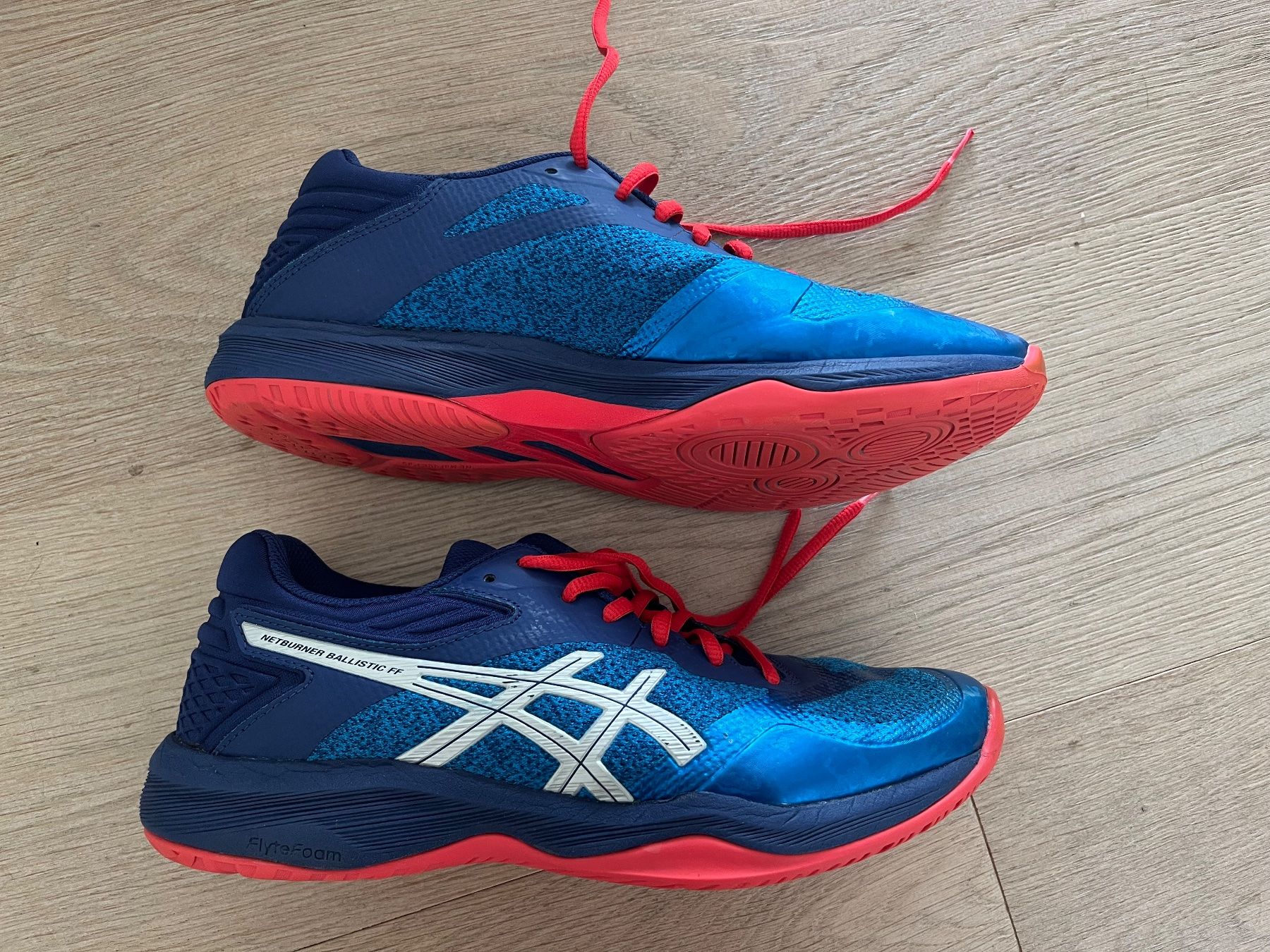 Asics Chaussures hommes: Chaussuers de sport ASICS – Neuf (Voir description) à Corteglia par Lalapimpi 1