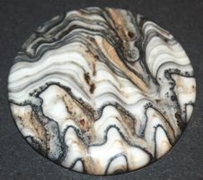 Cabochon L-7331 – Zebra Onyx 39x39mm 73.65 Karat