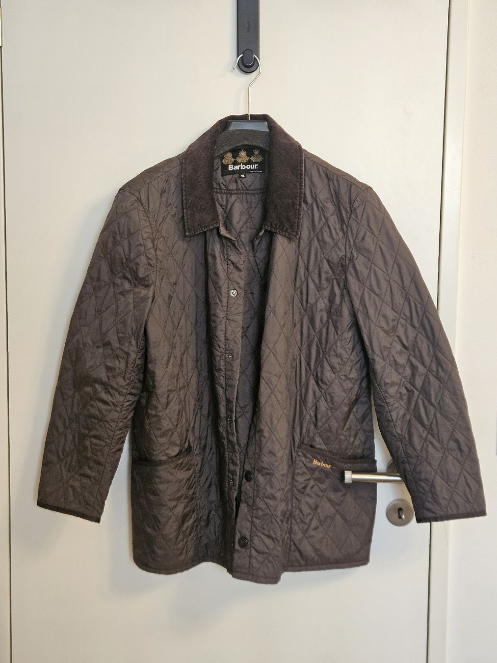 Barbour Giacche: Barbour Liddesdale Jacke – Usato da Emmen venduto da nde_b8kw