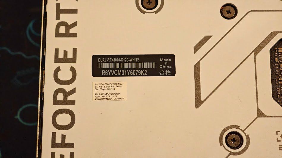 Asus Schede grafiche: ASUS Dual RTX 4070 White – Usato da Grenchen venduto da ale_bbm5 5