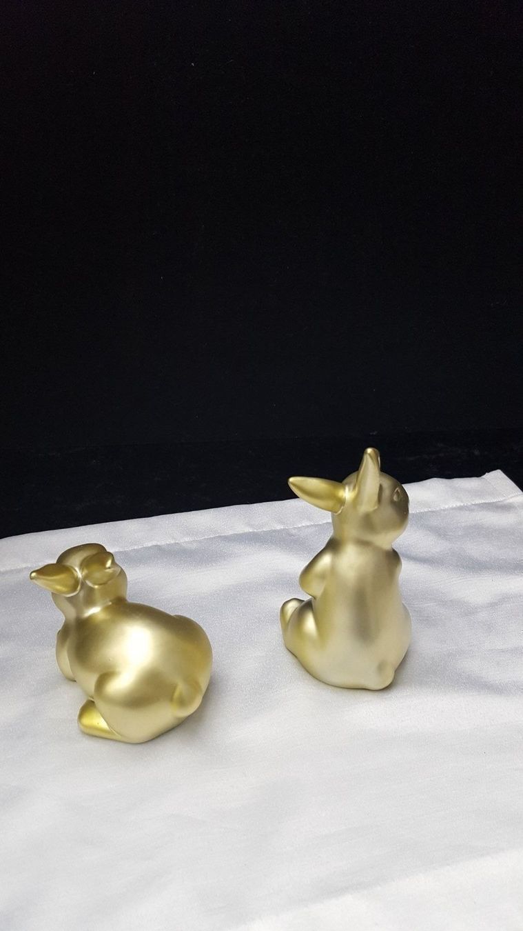 Statuette: 2 Porzellanhasen – Nuovo e nell'imballaggio originale da Reinach venduto da 3Guggerli 3
