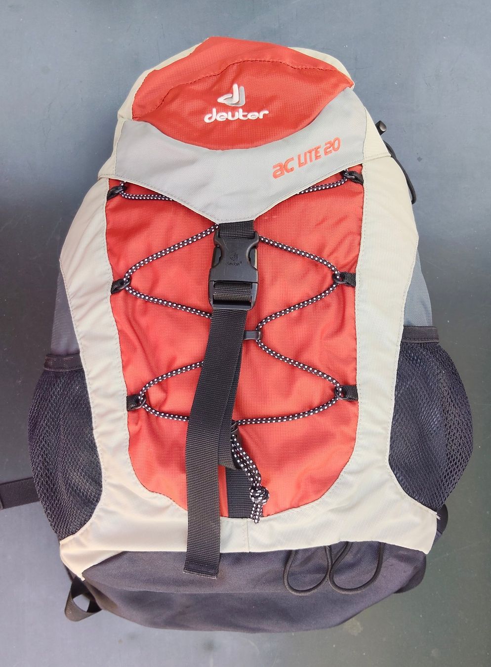 Deuter Rucksäcke: Wanderrucksack DEUTER AC Lite 2O – Gebraucht aus Trimbach von Robigutri