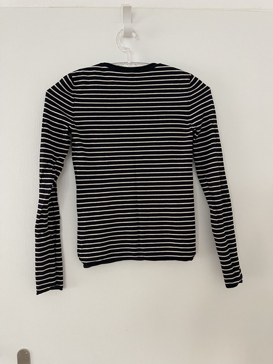 Zara Maglioni & Felpe: Zara Basic Shirt Schwarz-Weiss Gestreift – Nuovo (secondo la descrizione) da Wetzikon ZH venduto da man_7mn7 1