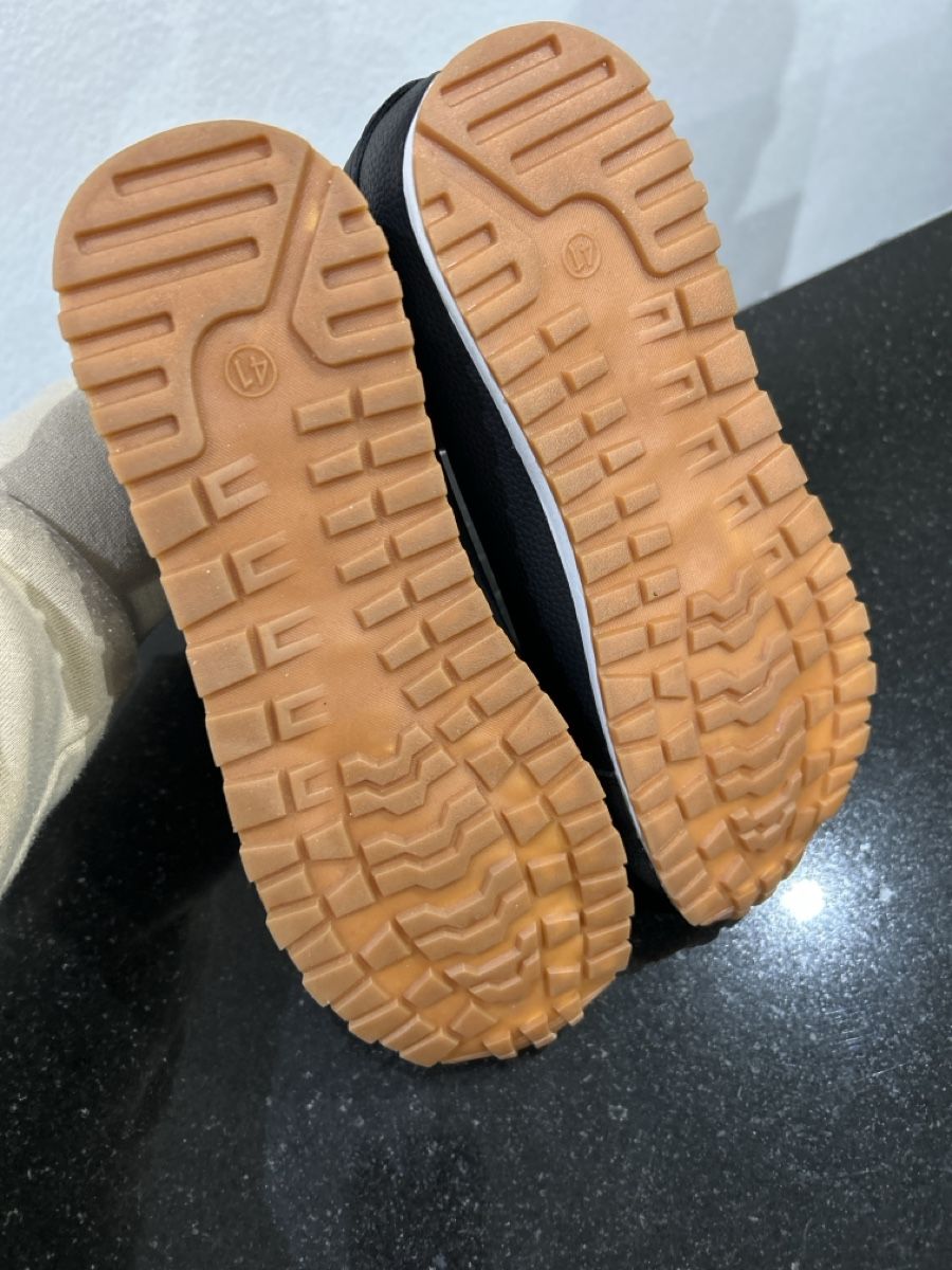 Shein Scarpe da donna: Leichte Sneakers, Grösse 41, schwarz – Nuovo (secondo la descrizione) da Erlinsbach SO venduto da hallon480 2