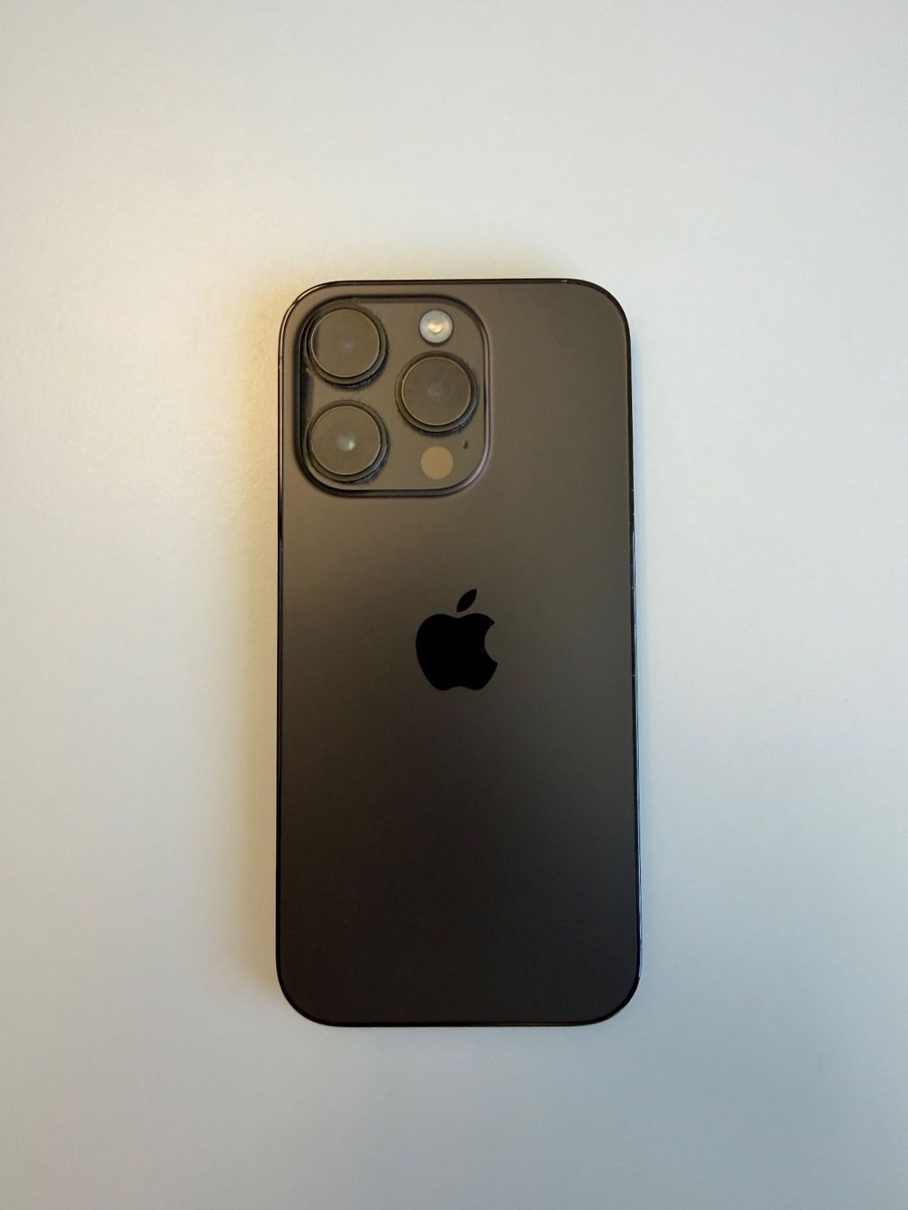 Apple Telefoni cellulari / Smartphones: iPhone 14 Pro 128 GB SpaceBlack – Usato da Zürich venduto da fra_hf6m 1