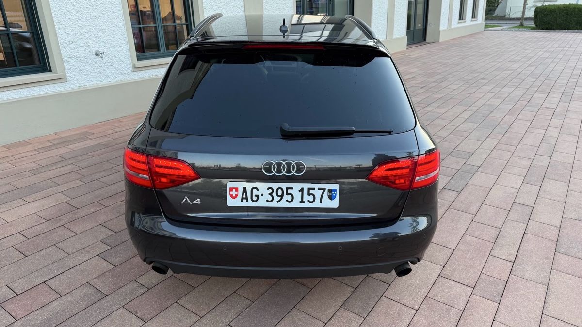 Audi Automobili: Audi A4 Avant S-Line 2.0 Tfsi – Usato da oftringen venduto da MofaBase 3