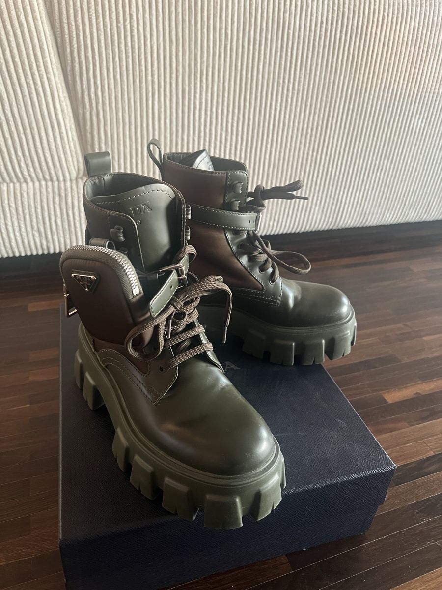 Prada Scarpe da donna: Prada Boots khaki, Gr. 36.5 – Nuovo e nell'imballaggio originale da Baar venduto da Lila2006