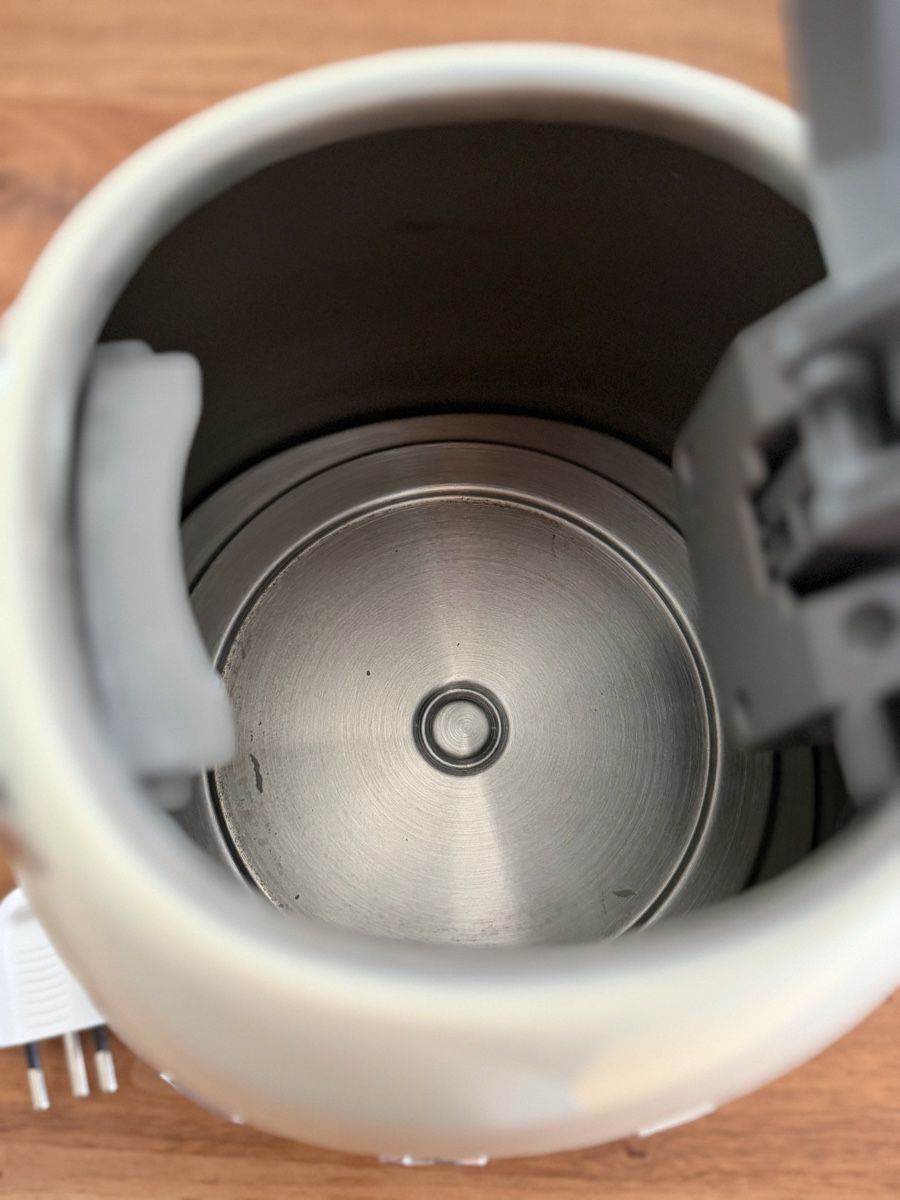 Smeg Wasserkocher: Wasserkocher SMEG – Gebraucht aus Oberönz von cedricolino 1