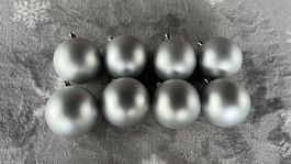 8 Silber matt Weihnachtskugeln