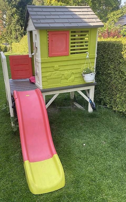 Smoby Spielhäuser: Gartenspielhaus – Gebraucht aus Meggen von CLFZ 1