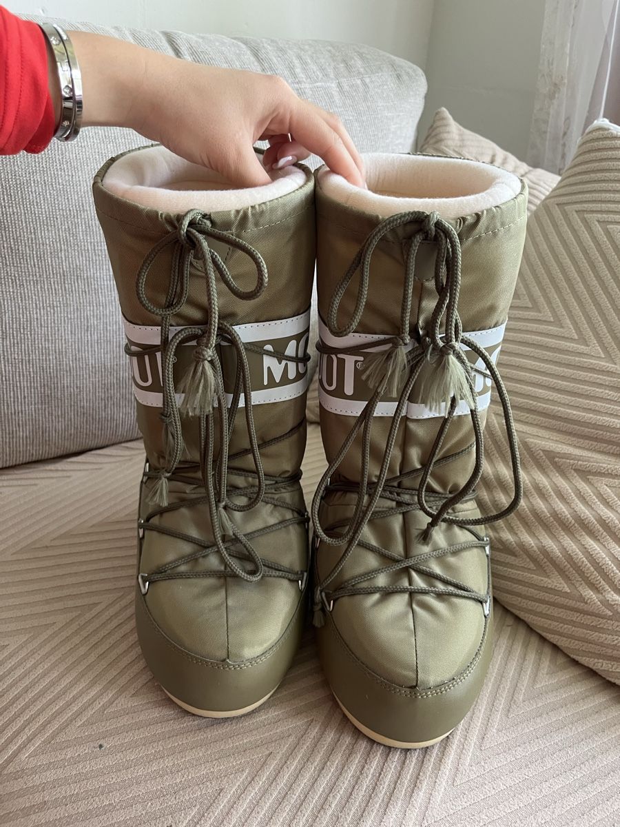 Moon Boot Scarpe da uomo: Moon boot – Nuovo (secondo la descrizione) da Zürich venduto da mariaptvsk