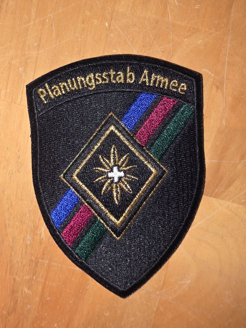 Schweizer Armee Placchette & Badge: CH Armee Badges ohne Klett >  Planungsstab Armee – Usato da Obermumpf venduto da oiskypoisky