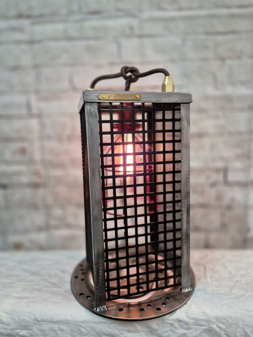 Lampade: Lampe style industriel V7ARTDESIGN – Nuovo (secondo la descrizione) da Le Locle venduto da CHEGUA 1