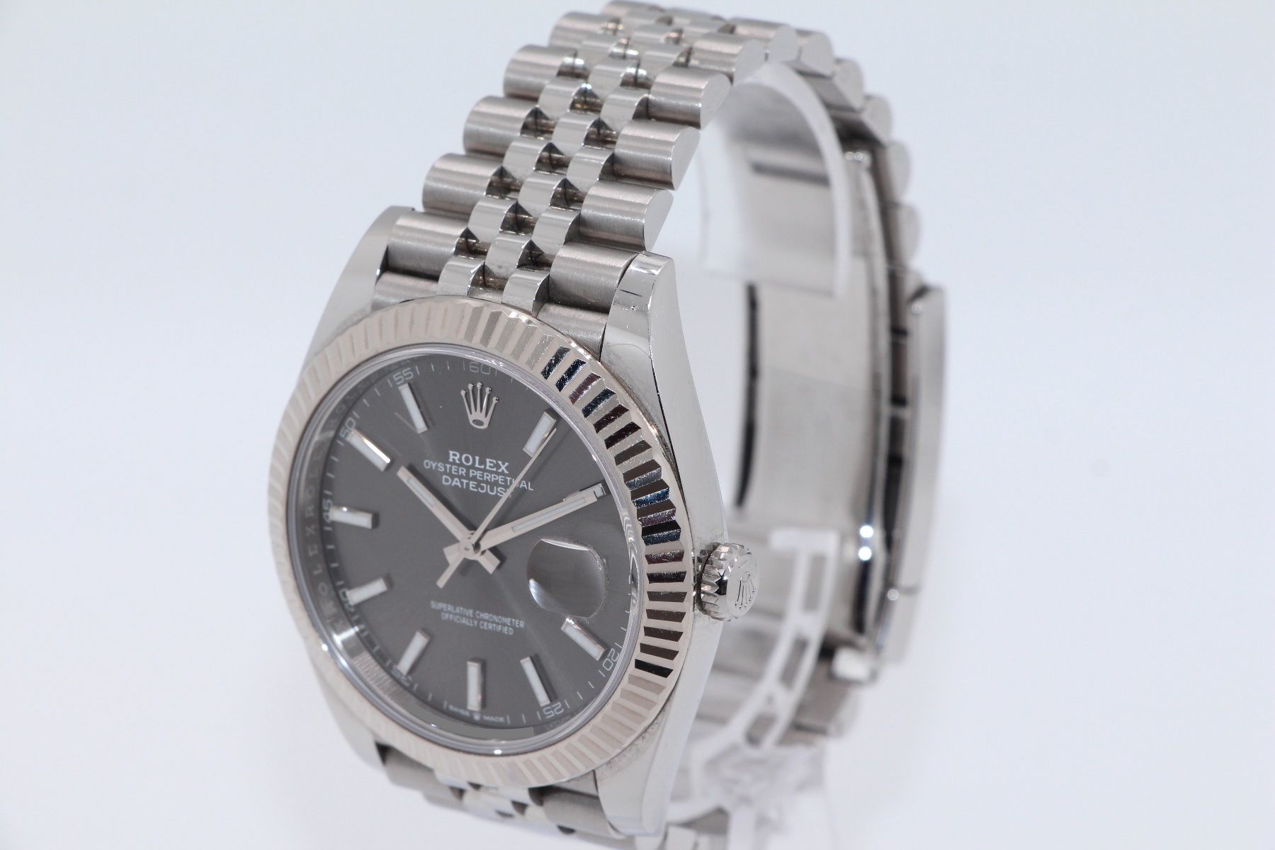 Rolex Orologi: Rolex Datejust 41 Grey Jubilee Ref. 126334, Full-Set 1. Hand – Usato da Zug venduto da eMDi_Collection 1
