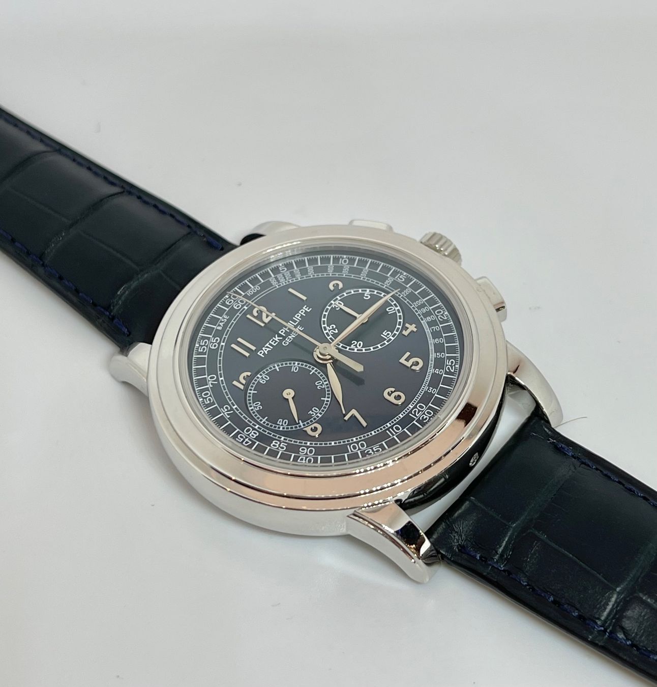 Patek Philippe Orologi: Patek Philippe ref.5070P-001 Platinum – Nuovo (secondo la descrizione) da Lugano venduto da Superstudiolugano
