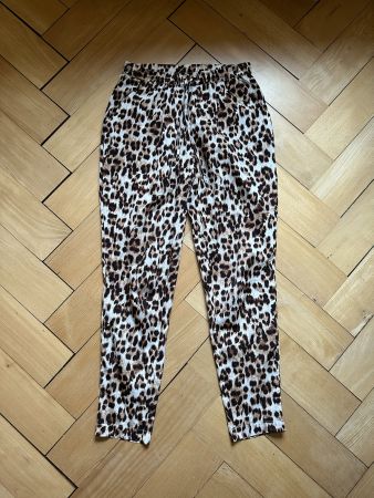 ONLY - Leo Hose locker 36