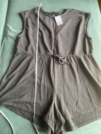 NEU Kurz-Jumpsuit, ärmellos, Gr. XL, anthrazyt/taupe