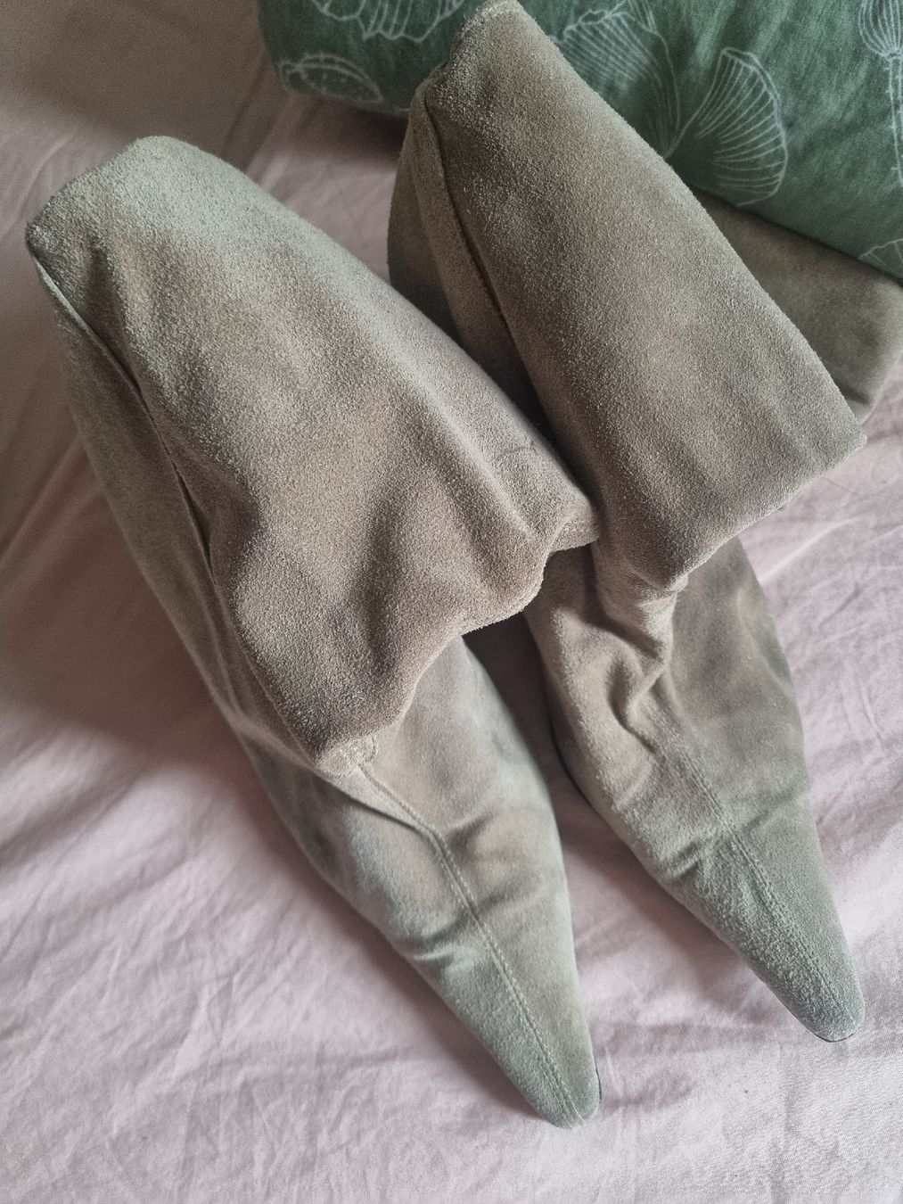 Damenschuhe: Bottes en daim beige clair, pointure 38 – Gebraucht aus Peseux von Seven_life 4