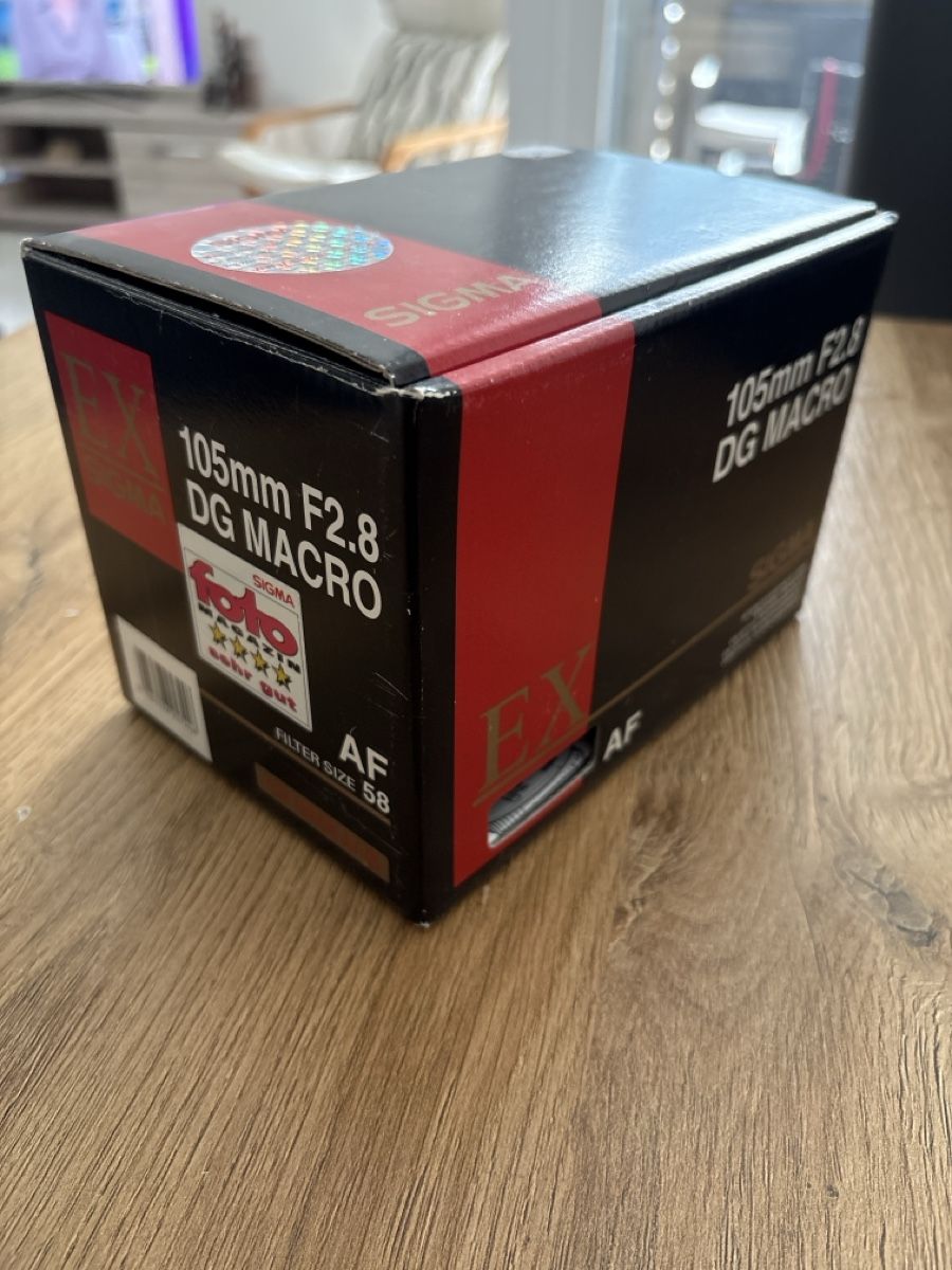 Sigma Objektive: Sigma 105mm 2.8 DH MACRO – Gebraucht aus Biasca von Lube.fa 3